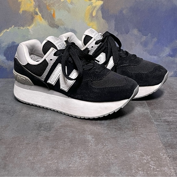 New Balance 574+ WL574ZSA 1.5"Platform Black/White Women's Sneakers Size 6B - Picture 1 of 16